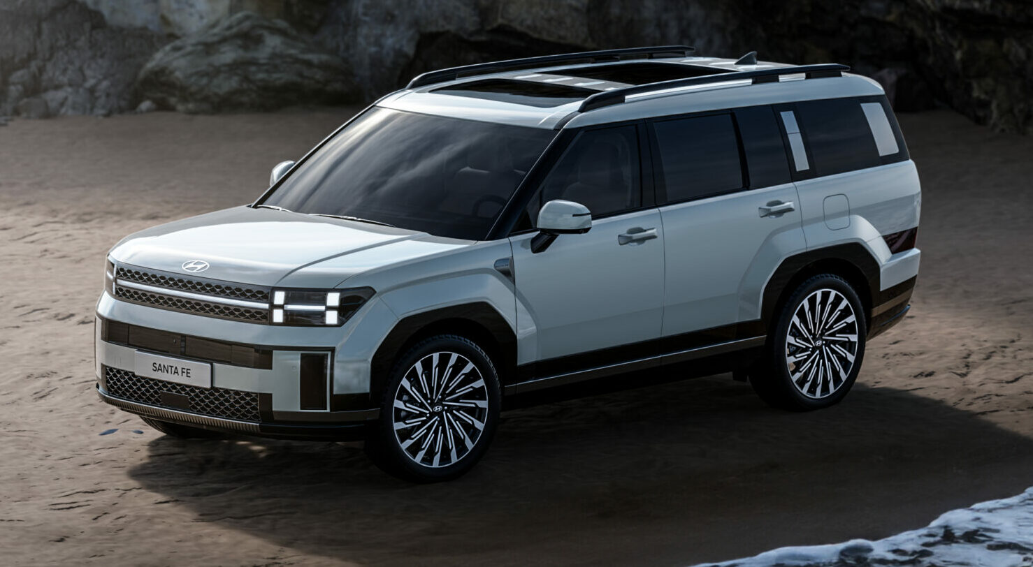 Hyundai’s Santa Fe Looks Suspiciously Like a Land Rover
